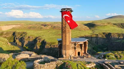 Tarihin Kapısı Ani, 962 Yaşında