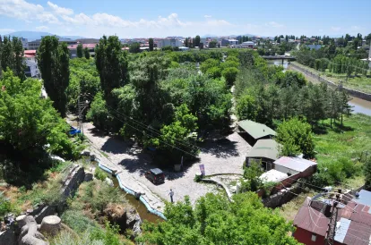 Mesut Yılmaz Parkı İlgi ve Bakım Bekliyor