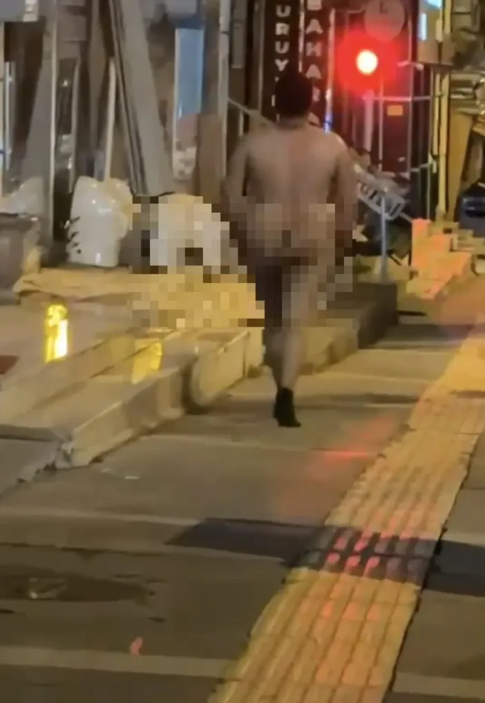 Kars'ta Çıplak Gezen Şahıs Hakkında İşlem Yapıldı