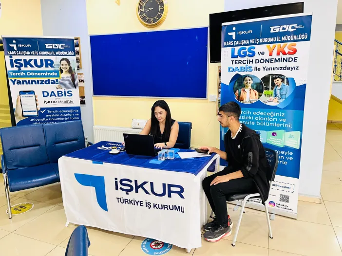 İŞKUR'dan Tercih Döneminde Öğrencilere DABİS Desteği