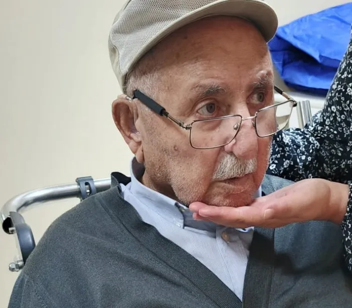 Şifa Ararken Mağdur Oldu: Kanser Hastasına 'Sandalyede Tedavi'