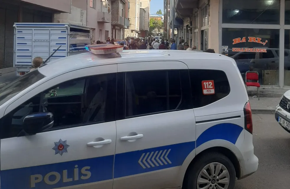 Kars'ta Kavga: 2 Kişi Yaralandı