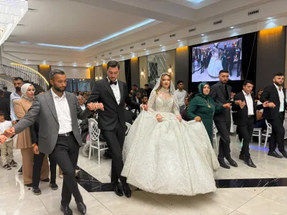 Babir ve Budak Ailelerinin Mutlu Günü: Mülkiye ve Onur Dünyaevine Girdi