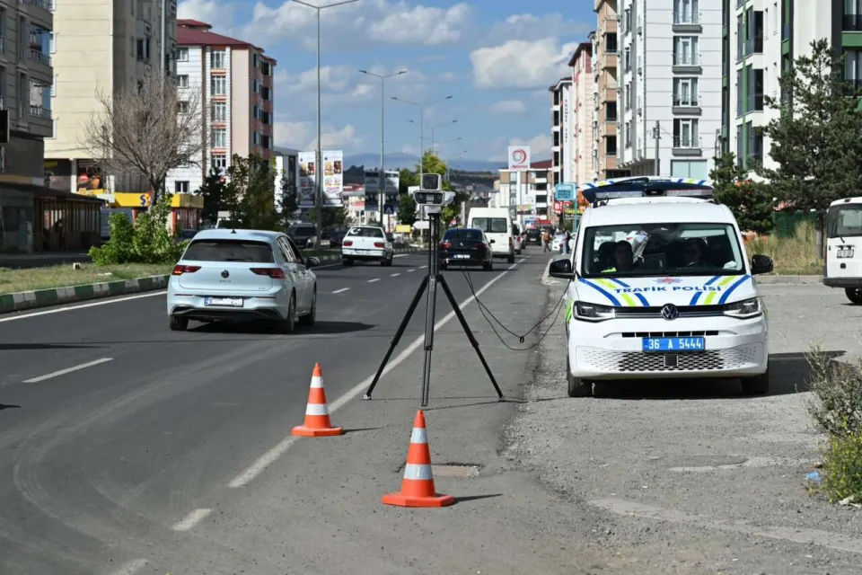 Trafikte Yapay Zekâ Destekli Hız Denetimi Başladı