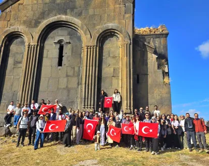 Kağızman Çengilli Köyü'nde Doğa Ve Tarihle İç İçe Yürüyüş