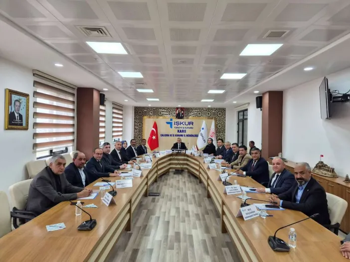 Kars’ta 2027 Yılı Eğitim ve İstihdam Planı Masaya Yatırıldı