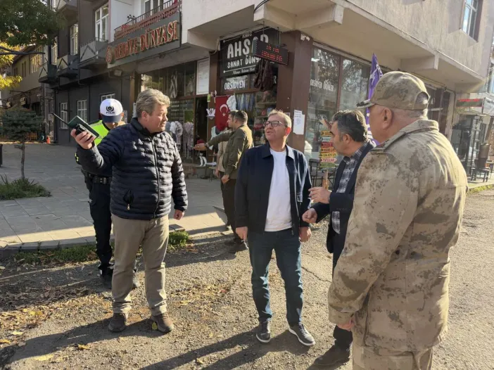Bedesten Bölgesinde Yeni Trafik Düzenlemesi! Vali Polat Sahada İnceledi