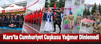 Kars’ta Cumhuriyet Coşkusu Yağmur Dinlemedi