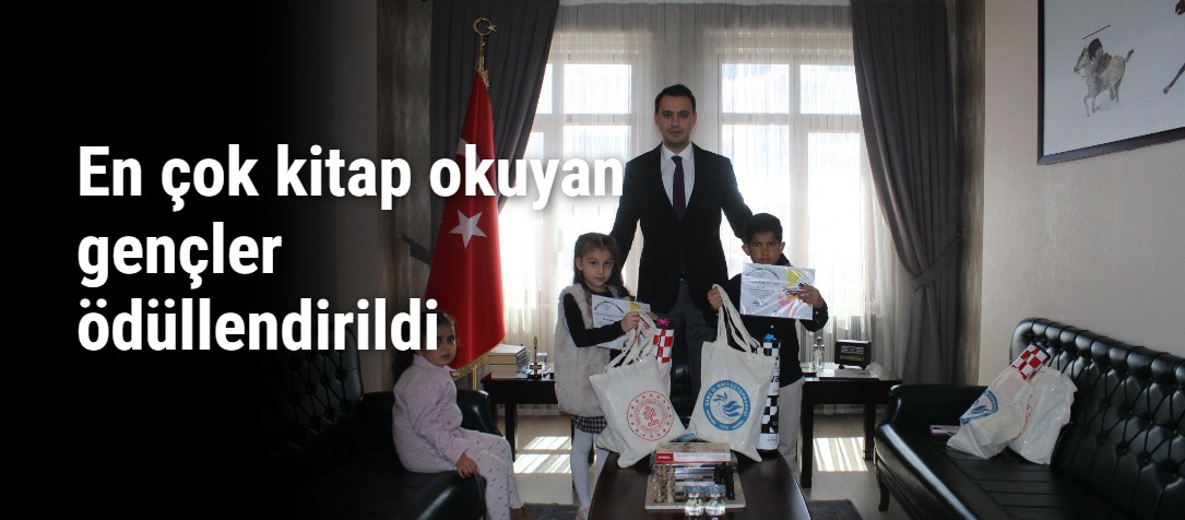 En çok kitap okuyan gençler ödüllendirildi