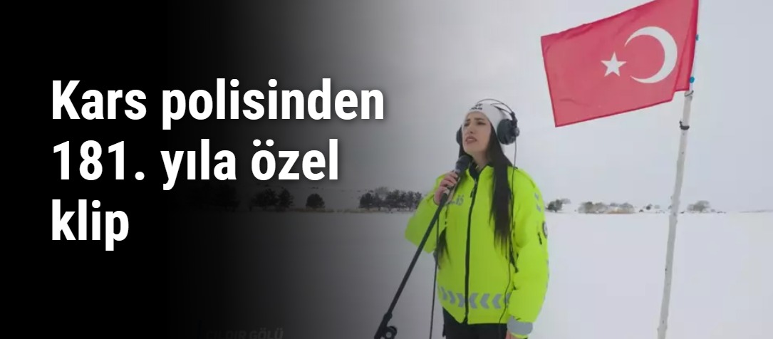 181. yıl dönümünde Kars'ta tarihi mekanlarda polisler türkü söyledi